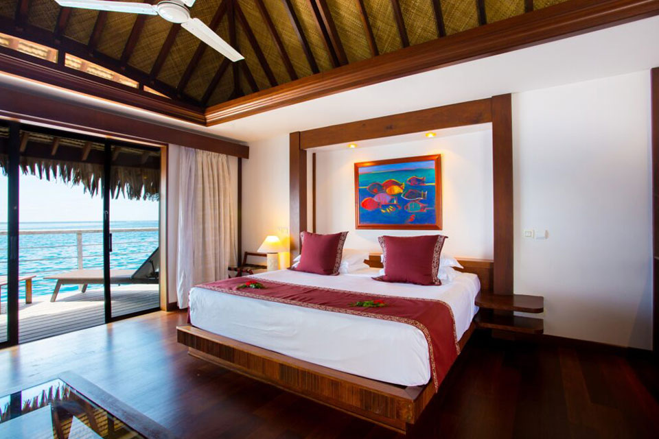 moz manava beach resort premium overwater bungalow bedroom©jpyphotography 1024x682