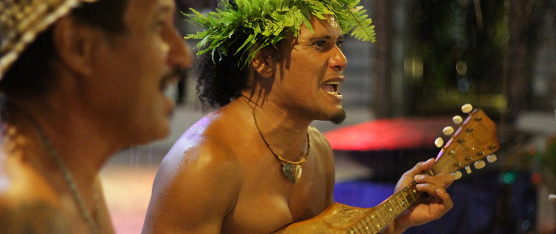 Tahiti Travel Services - Soirée polynésienne à Moorea - moz tiki village dinner©tiki village16 h