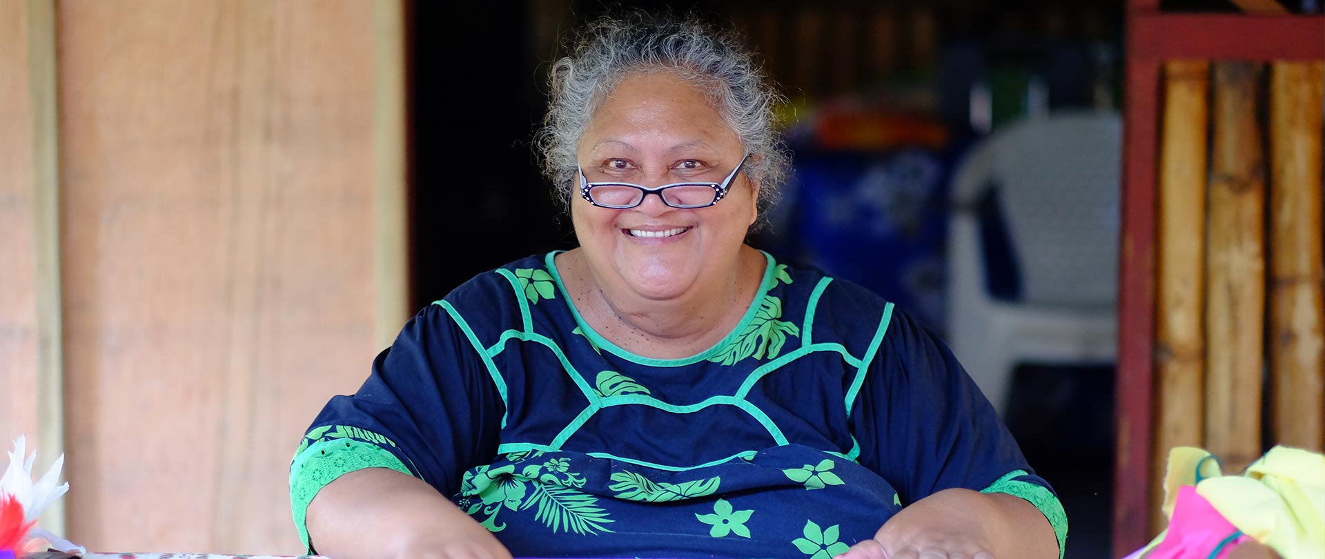 Tahiti Travel Services - Moorea ateliers culturels -moz tiki village workshop©tiki village26 h