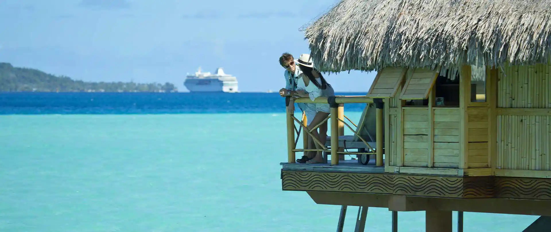 Bungalows sur pilotis Îles Tahiti